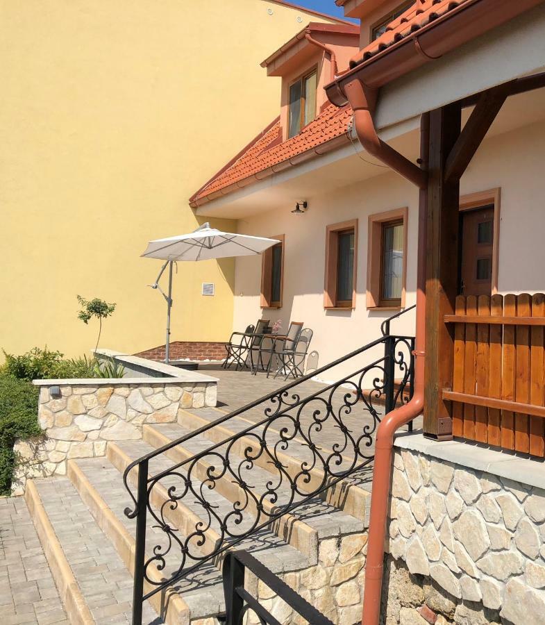 Apartments Hradny Mur Bajmóc Kültér fotó